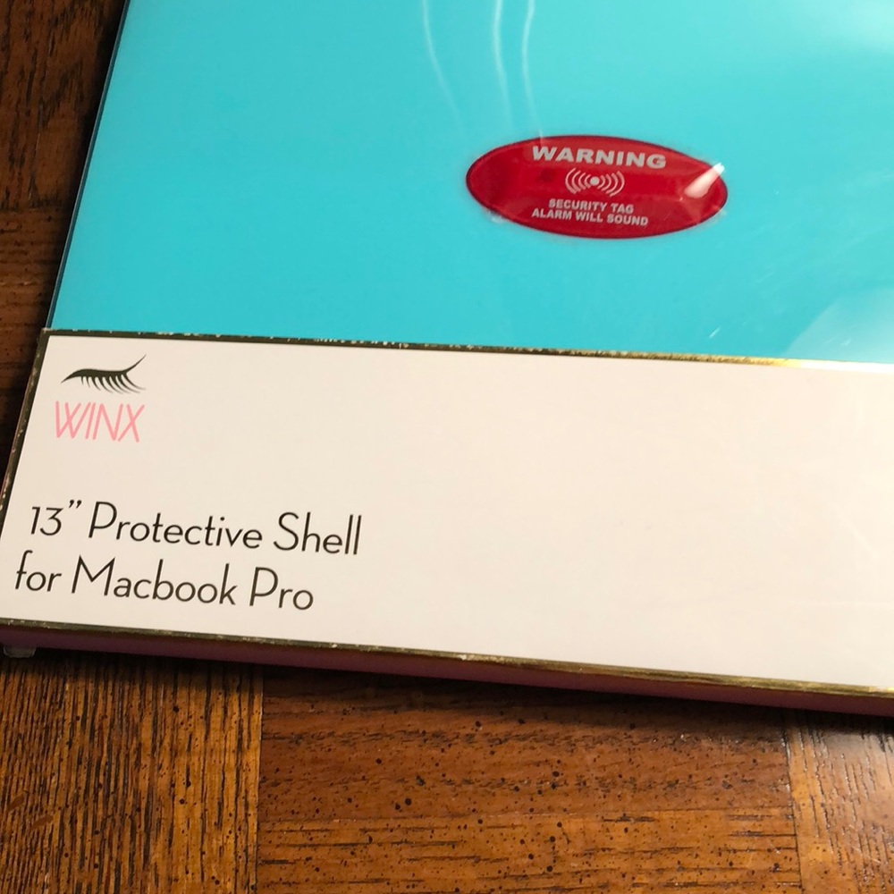 Protective shell for MacBook Pro